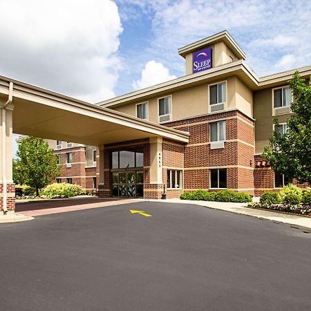 Sleep Inn & Suites Madison - Monona Bagian luar foto