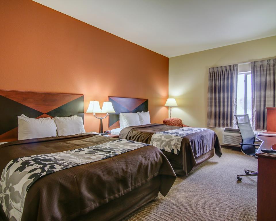 Sleep Inn & Suites Madison - Monona Bagian luar foto