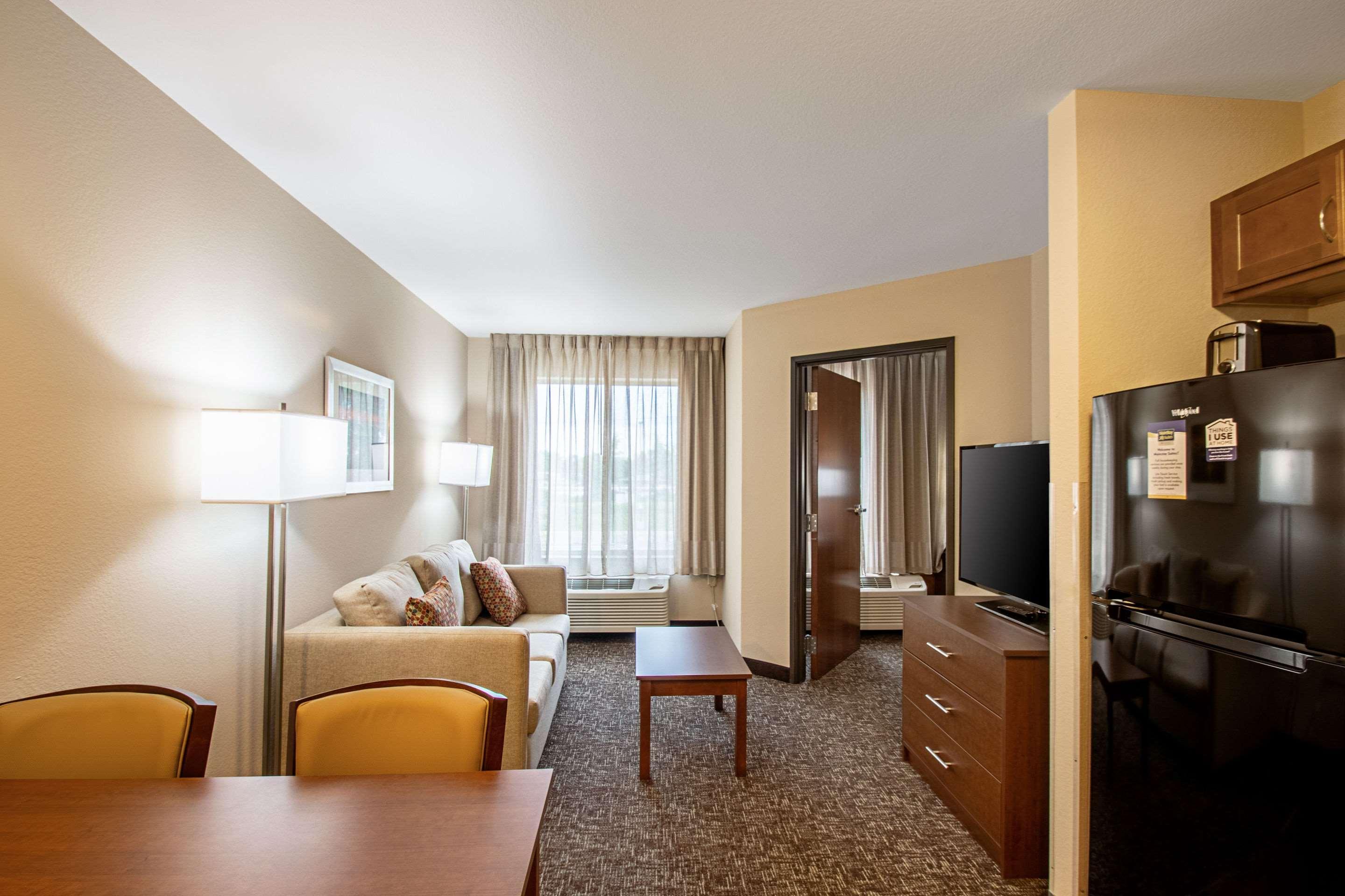 Sleep Inn & Suites Madison - Monona Bagian luar foto