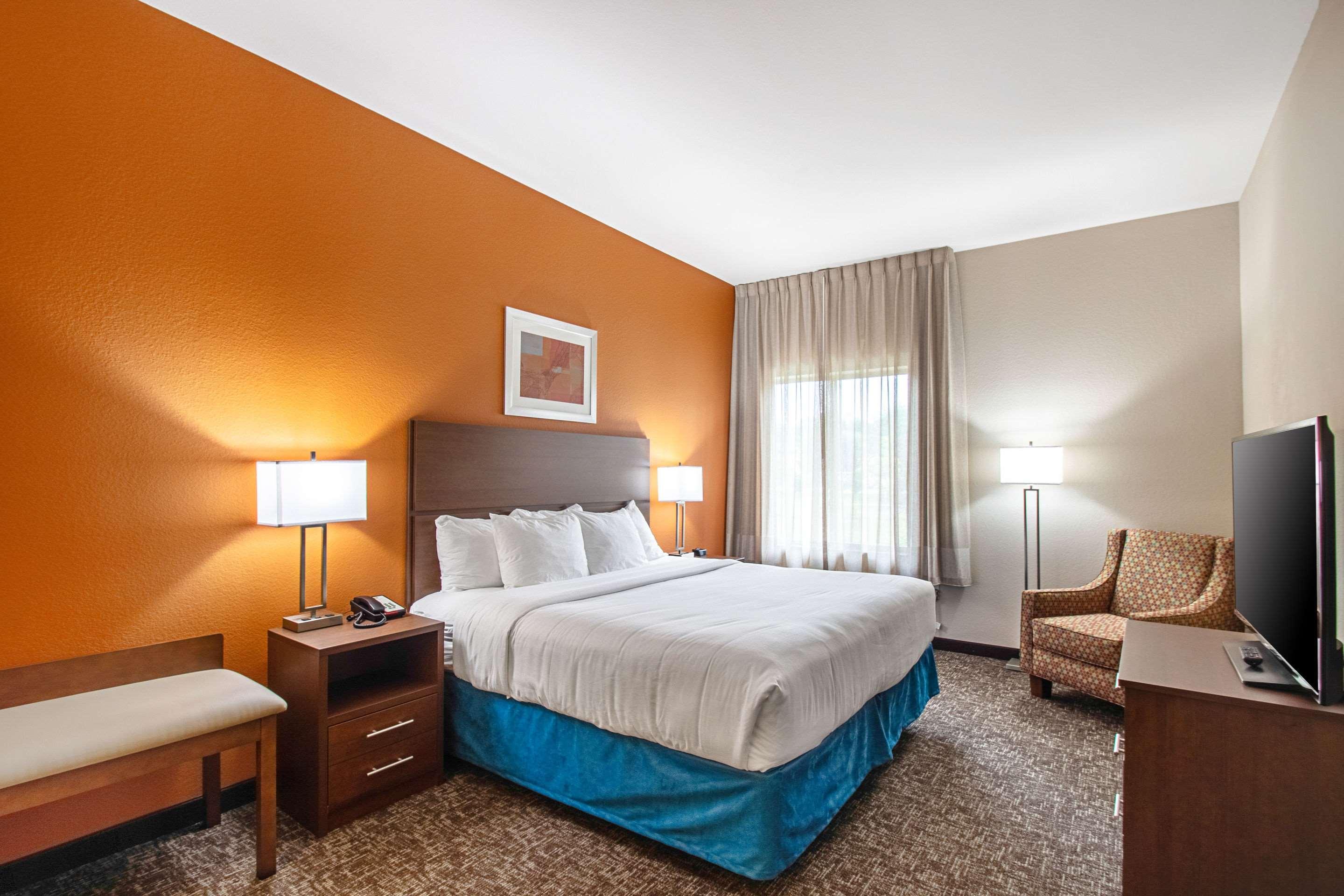 Sleep Inn & Suites Madison - Monona Bagian luar foto