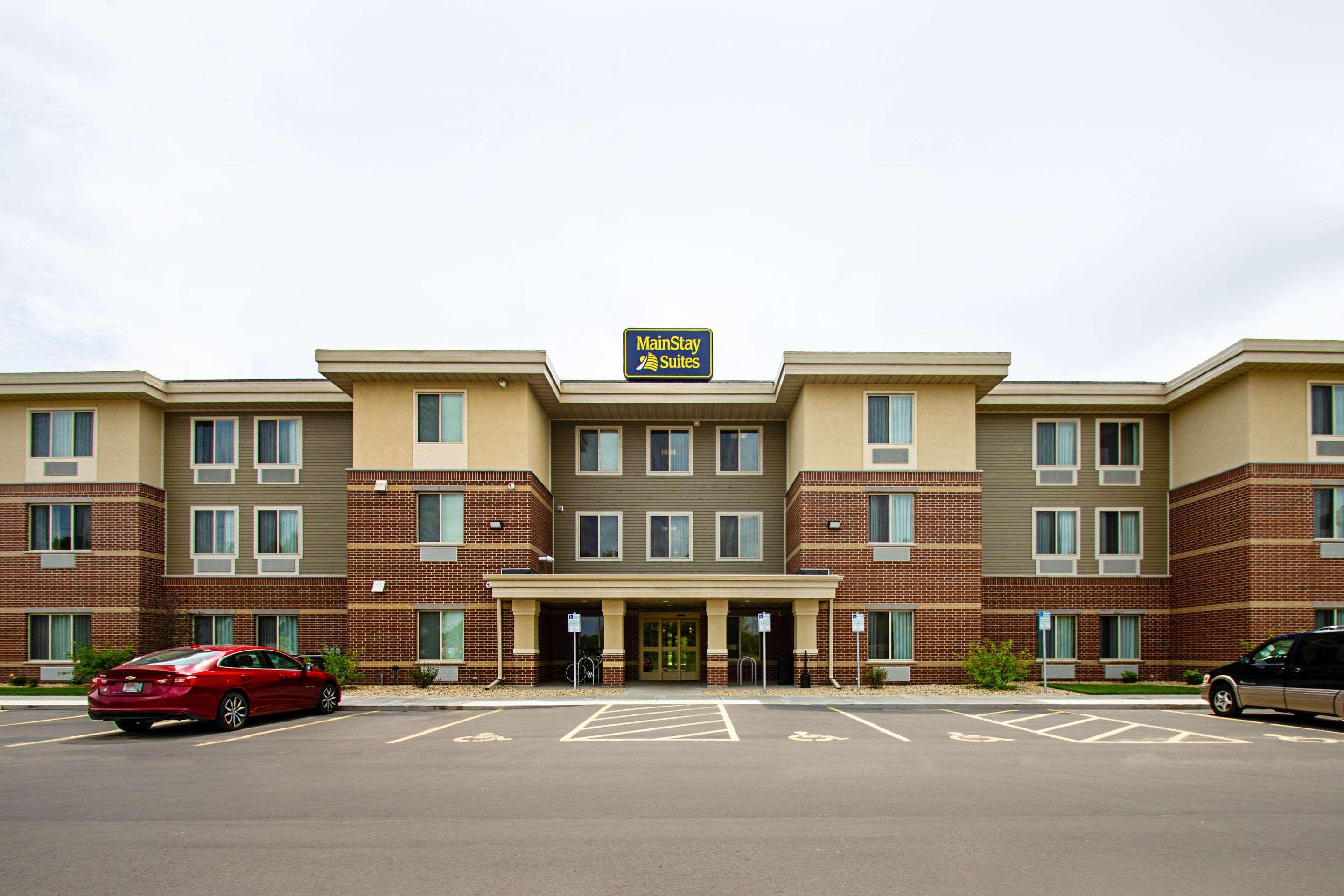 Sleep Inn & Suites Madison - Monona Bagian luar foto