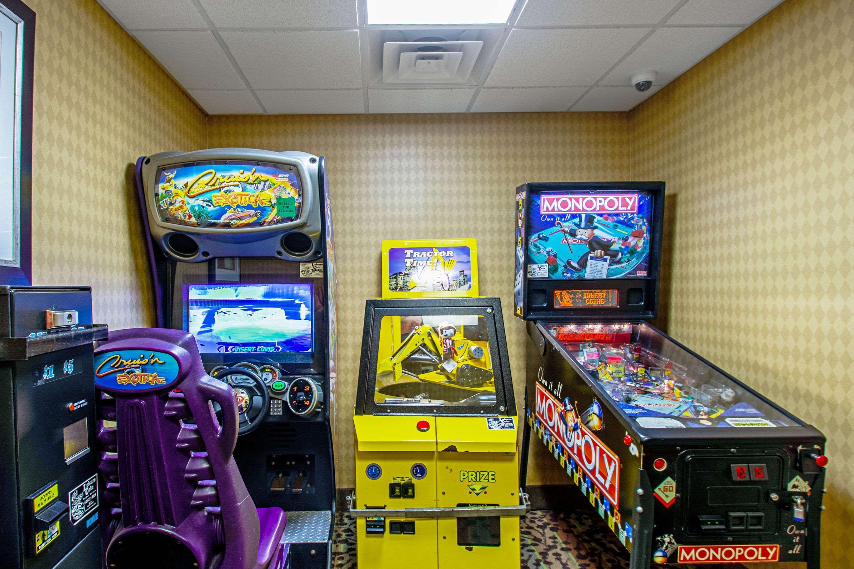 Sleep Inn & Suites Madison - Monona Bagian luar foto