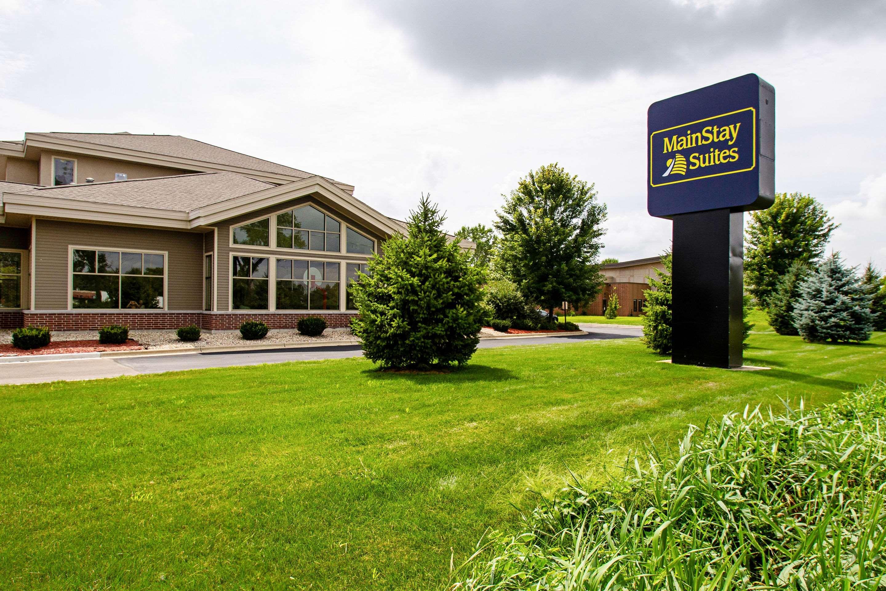 Sleep Inn & Suites Madison - Monona Bagian luar foto