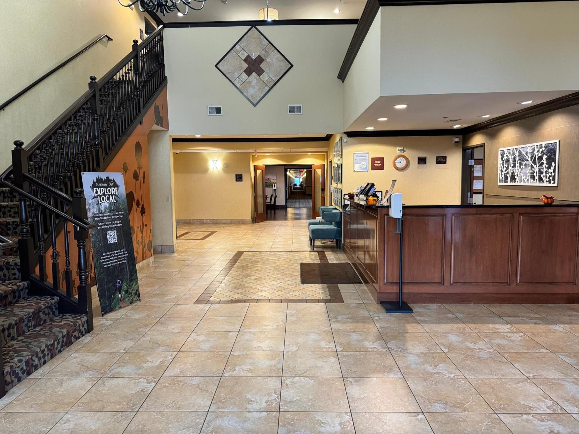 Sleep Inn & Suites Madison - Monona Bagian luar foto